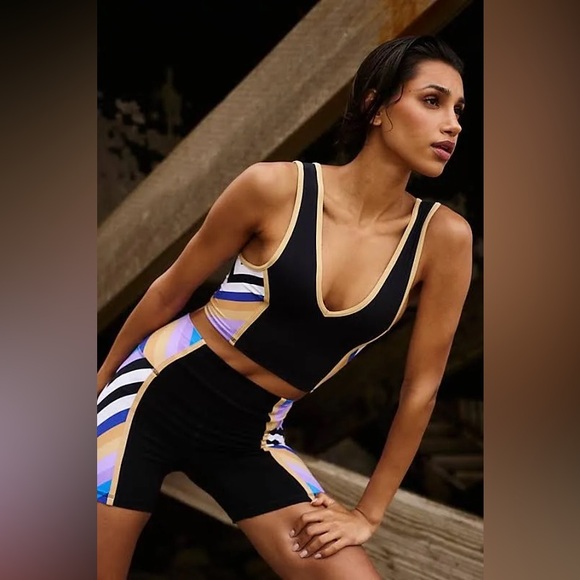 FP Movement by Free People Other - FP Movement Never Better Colorblock Crop in Black Combo size Small NWOT